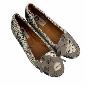 Lanvin Paris snakeskin Creme  loafers top lace detail women’s 6.5